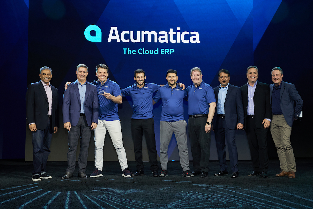 Velixo wins the Acumatica Innovation Award at Acumatica Summit 2023